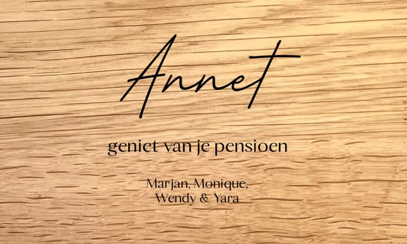 MET PENSIOEN - DESIGN A - personaliseer deze gravering